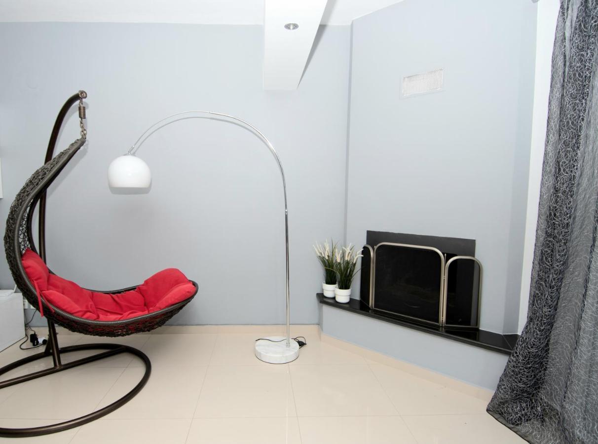 Mistral Luxury Living Aparthotel Néa Péramos Eksteriør bilde
