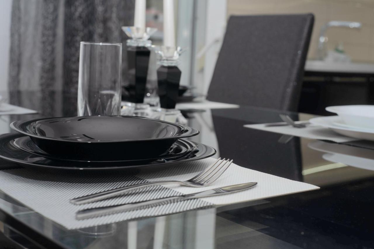Mistral Luxury Living Aparthotel Néa Péramos Eksteriør bilde